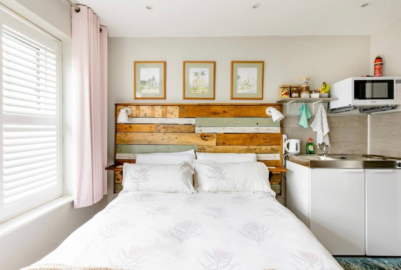 Arlington - Private Room And En-Suite Woking Zewnętrze zdjęcie